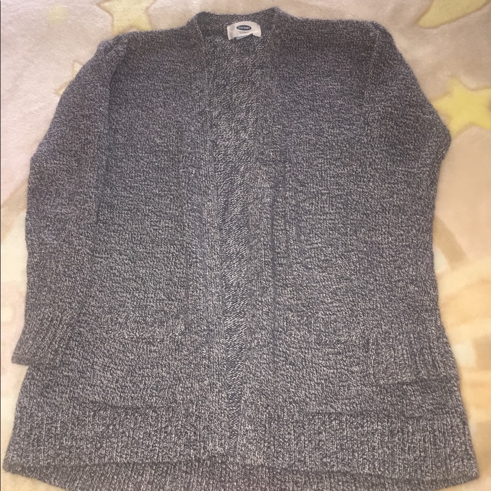 Cardigan sweater